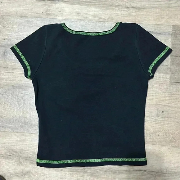Brandy Melville black crop top with green detail - Picture 4 of 5